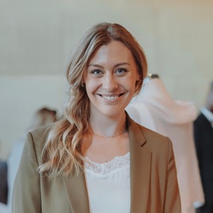 Julia Lederer